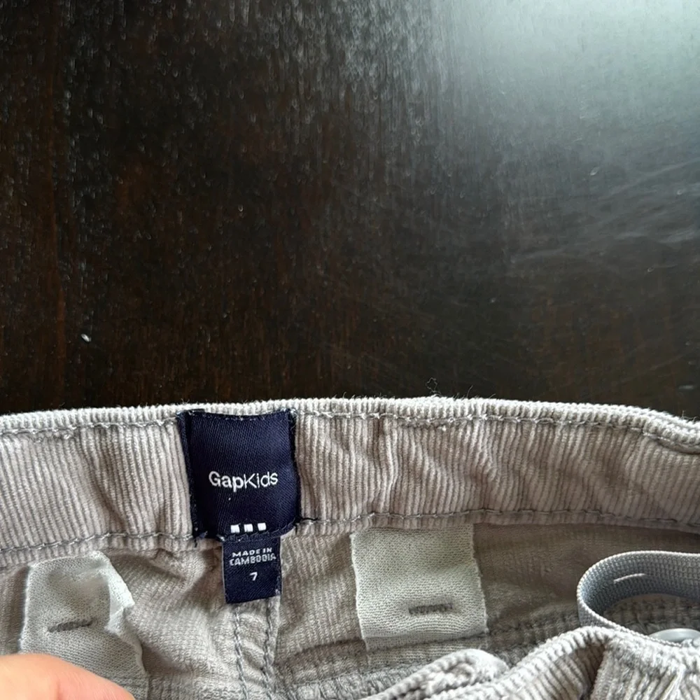 GAP stylish gray